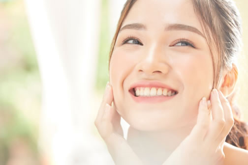 女性